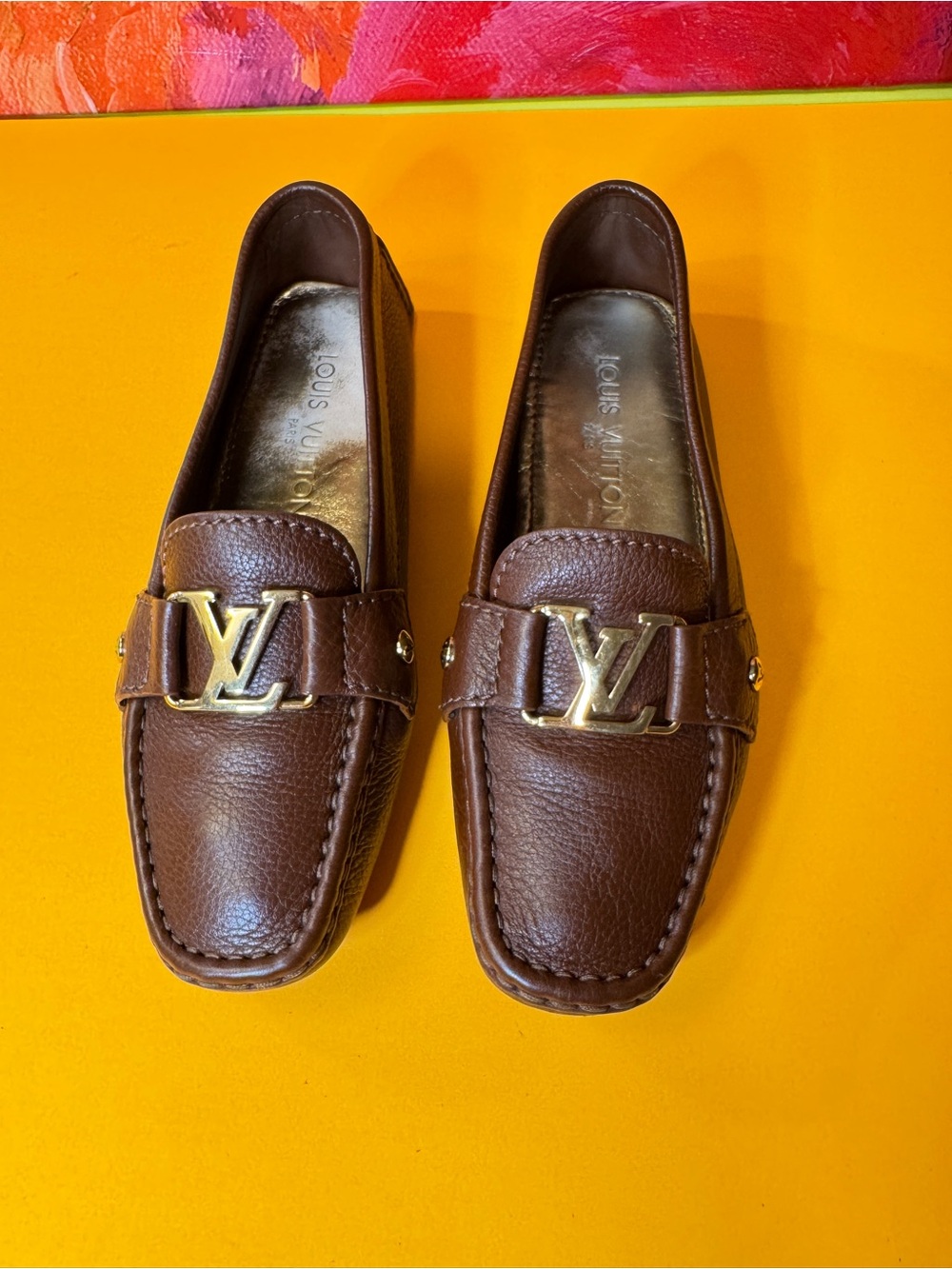Louis Vuitton loafers Brown Leather Insole Detailing with Gold Stamp - Picture 5 of 15